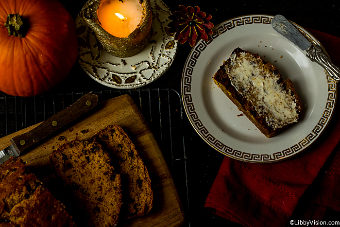 pumpkin bread // the average girl's guide